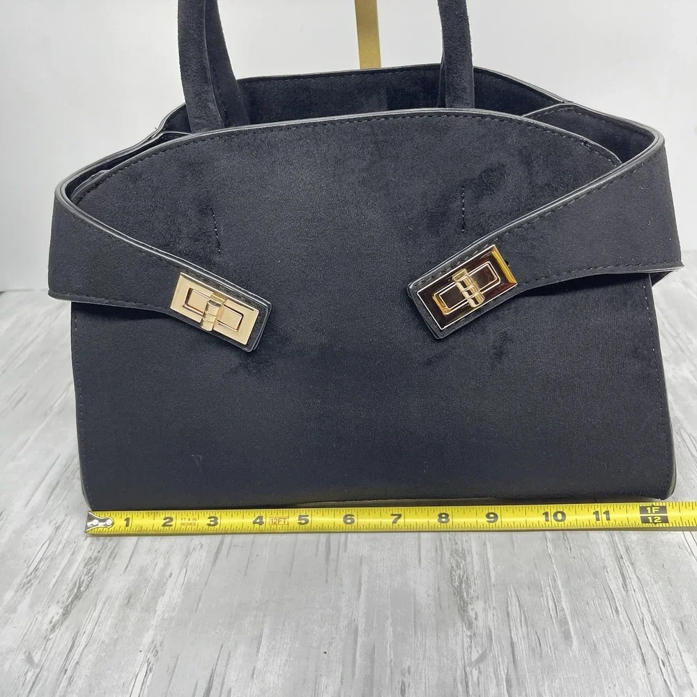 Urban Expressions brand urban